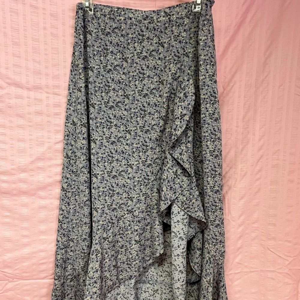 Used: Dress Forum Floral Ruffle Maxi Skirt